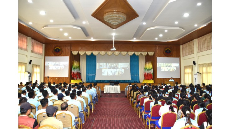 အဂတိလိုက်စားမှုတိုက်ဖျက်ရေးကော်မရှင် အတွင်းရေးမှူး ဦးတင်ဆွေဝင်းနှင့် ဝန်ထမ်းများတွေ့ဆုံပွဲ ကျင်းပ